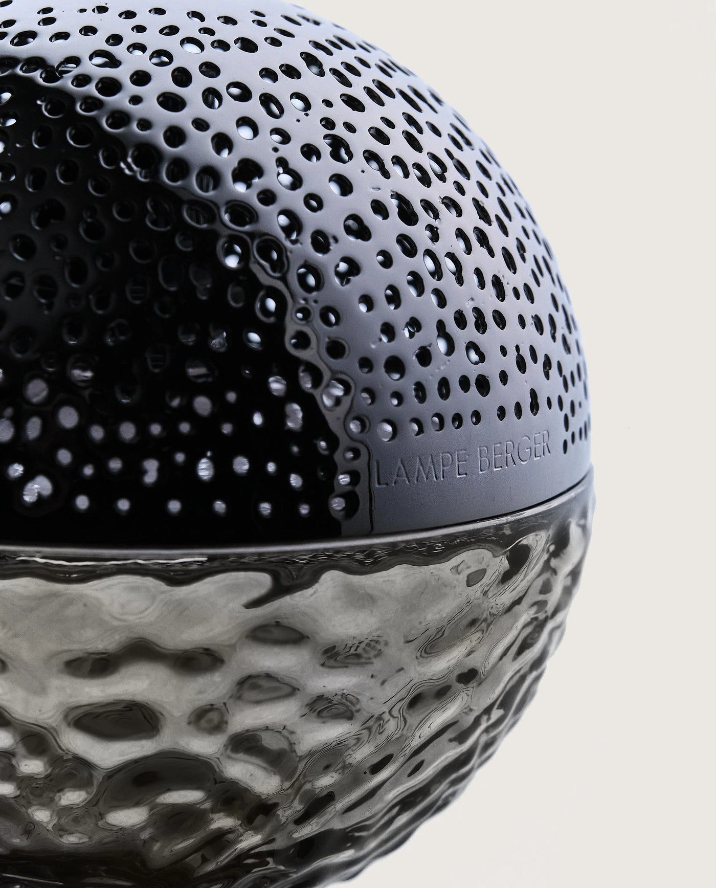 Gravity Lampe - black