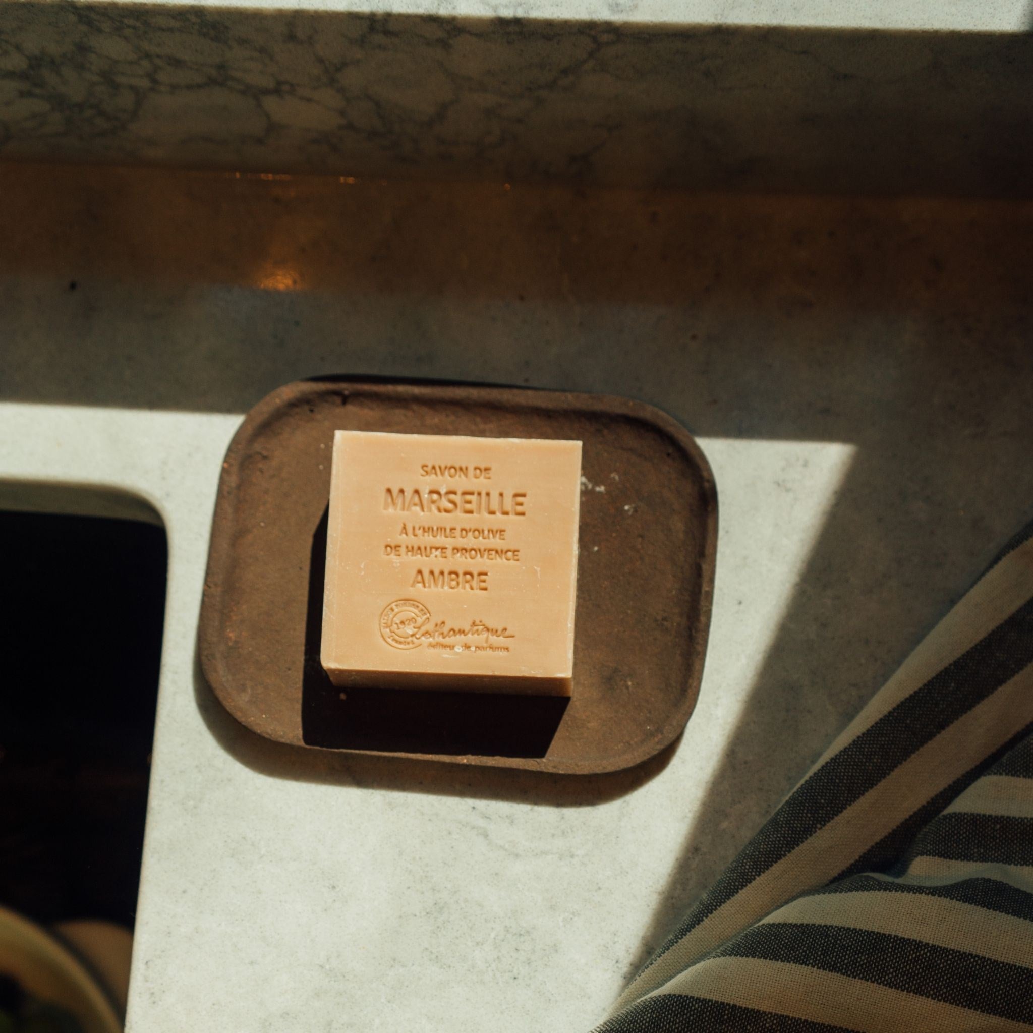 Elemental Square Tray – Voila!