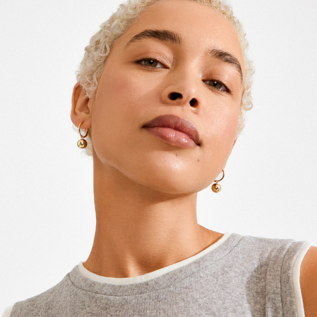 Air Hoop Earrings - gold