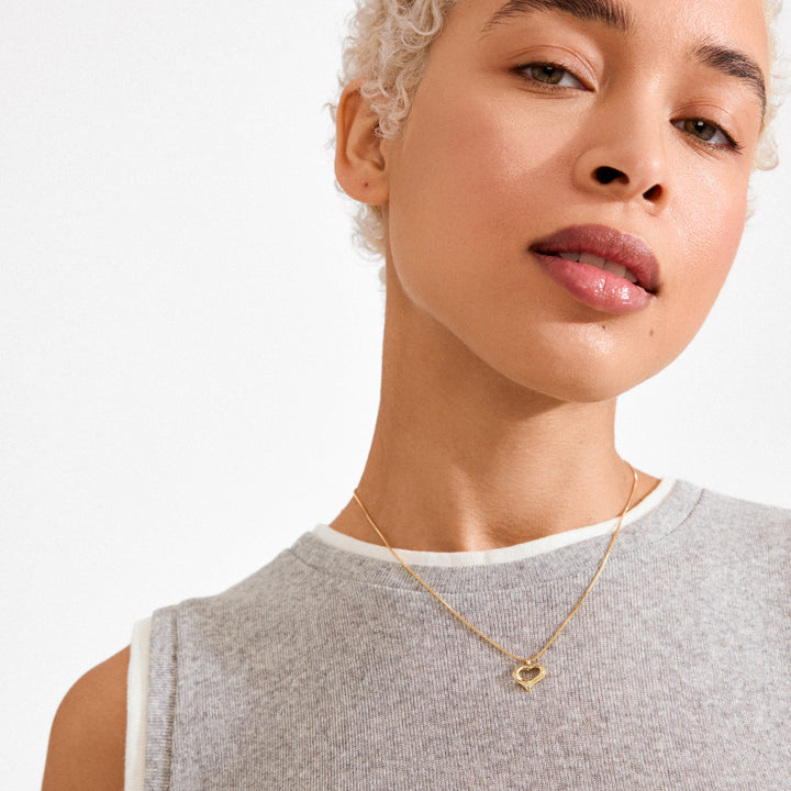 Iris necklace