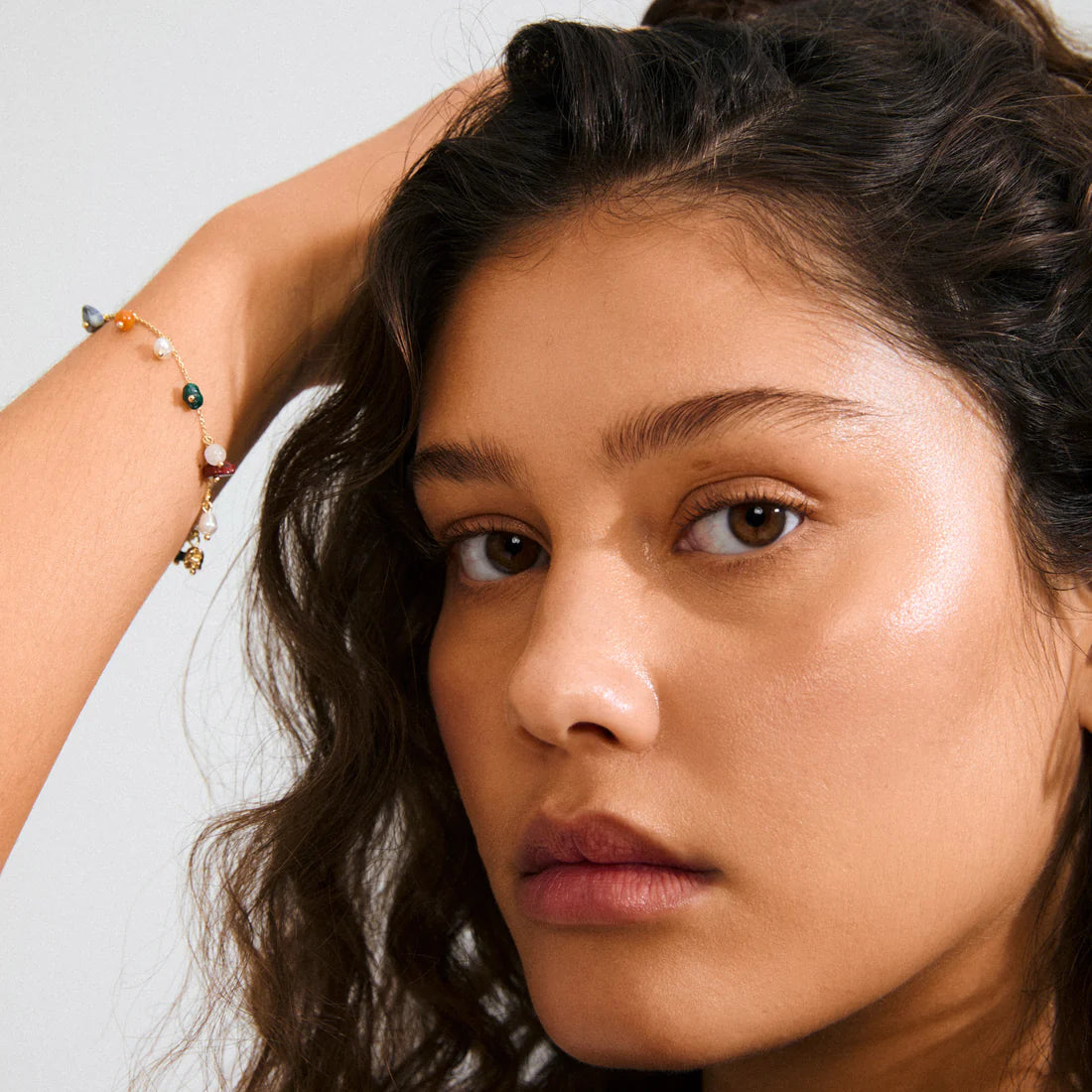 Between Bracelet - gold