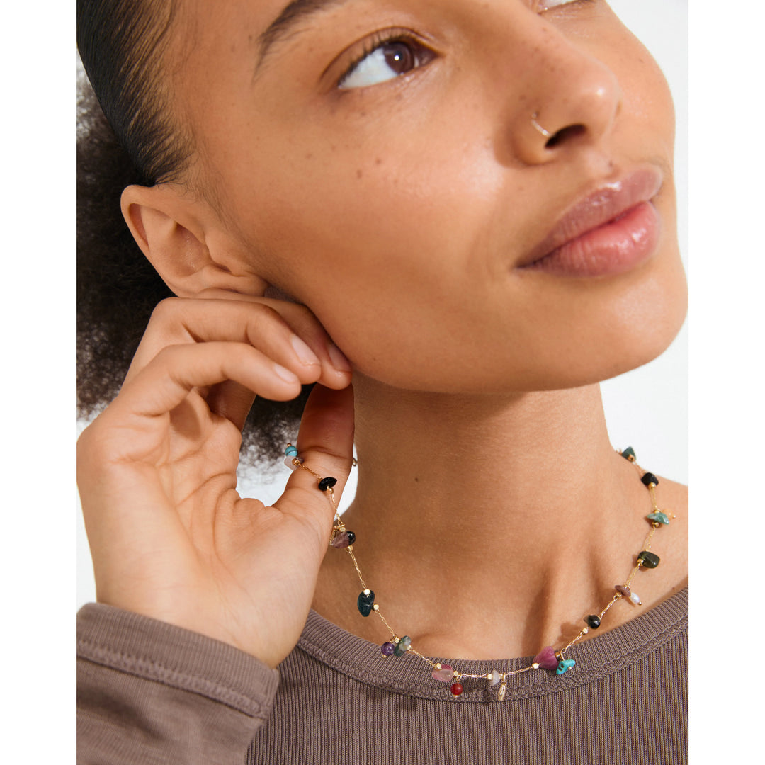 Here Necklace
