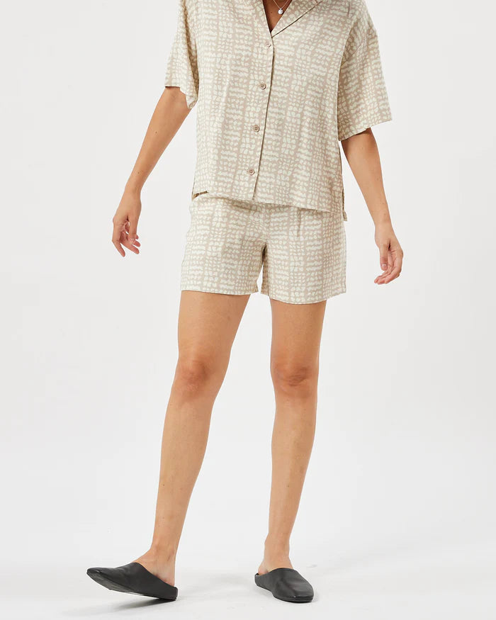 Locoa Shorts
