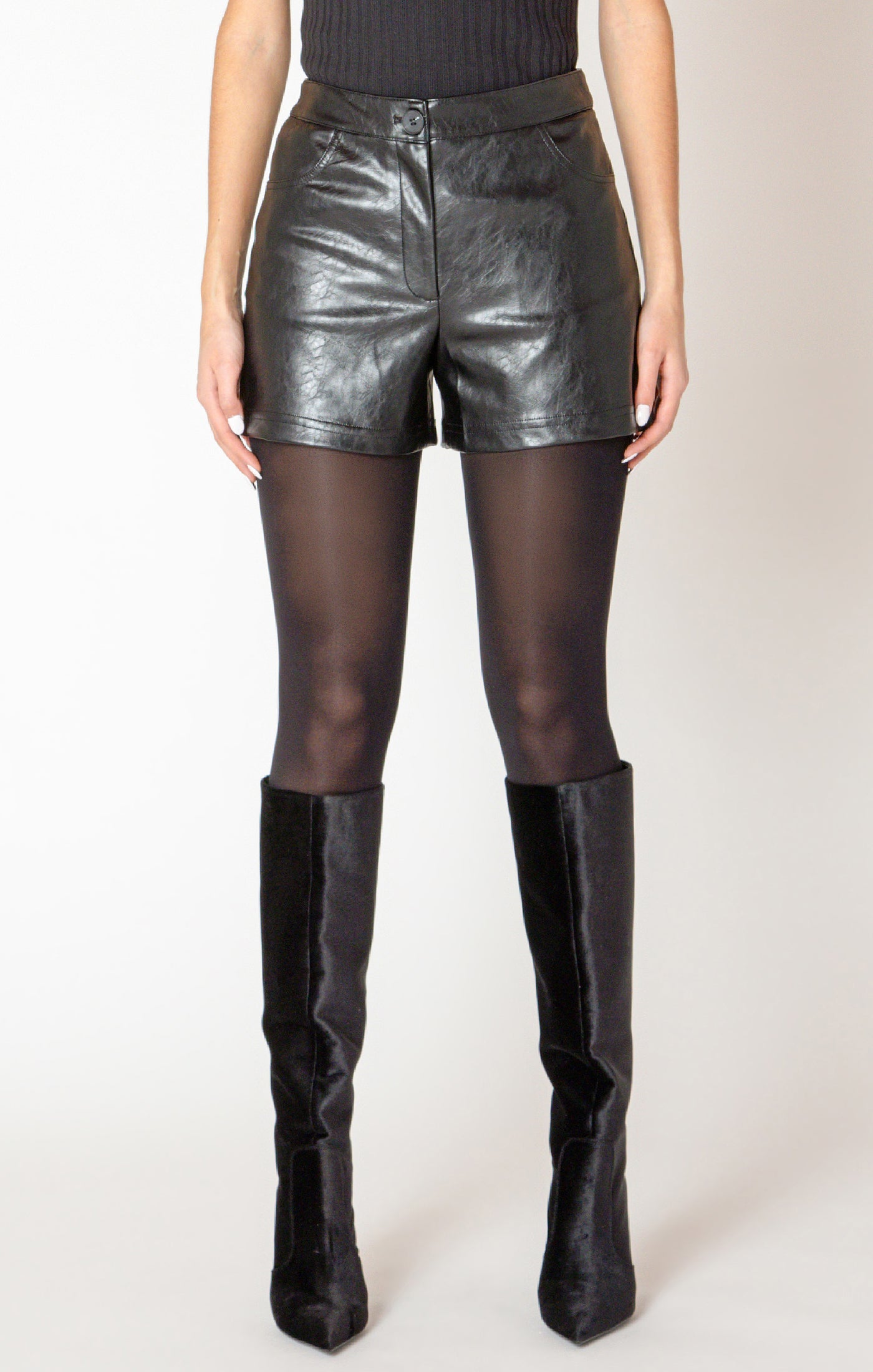 Lia Leather Short