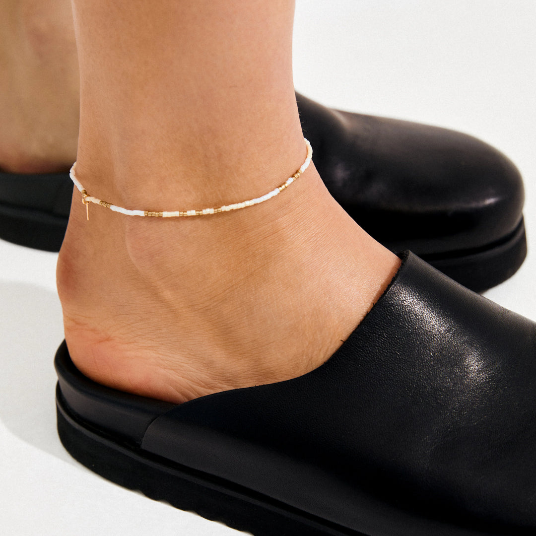 Alison Anklet - white/gold