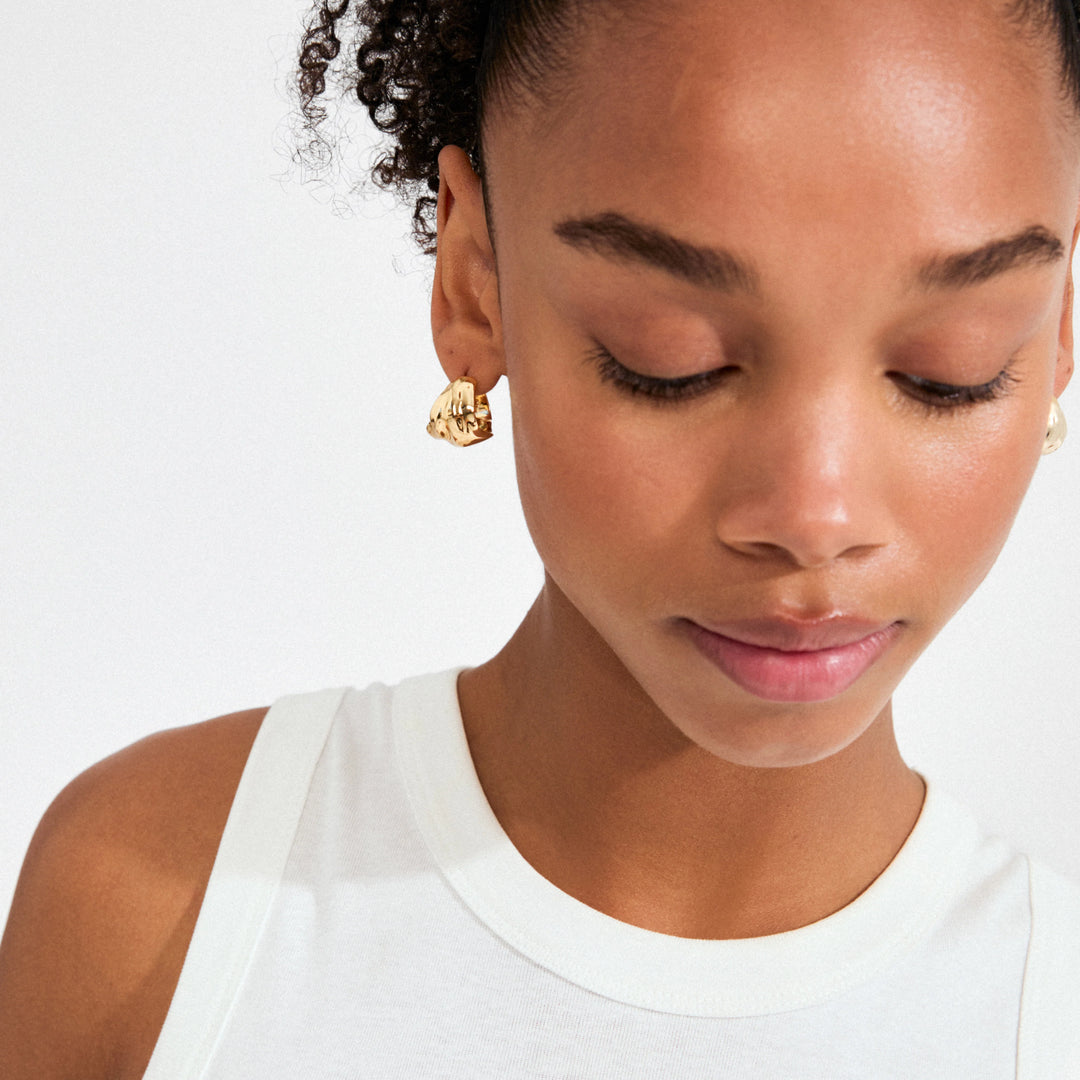 Johnnie Earrings - gold