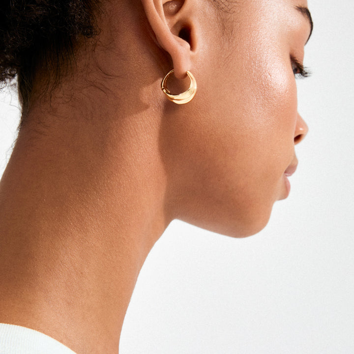 Johnnie Earrings - gold