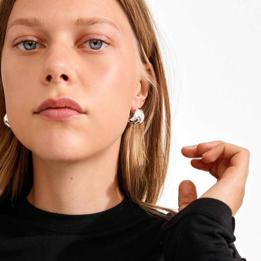 Johnnie Earrings - silver
