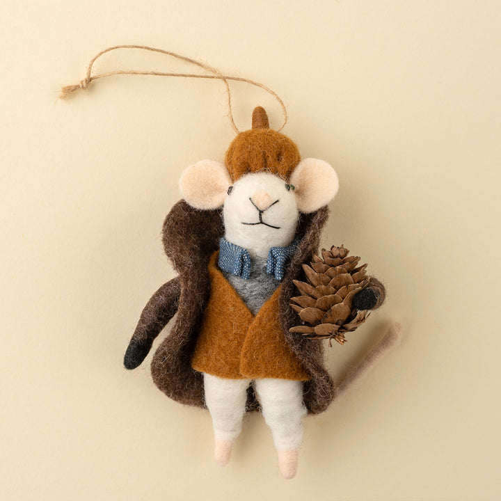 Dapper Declan Mouse