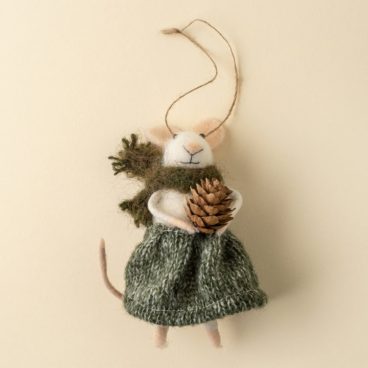 Pinecone Patrice Mouse