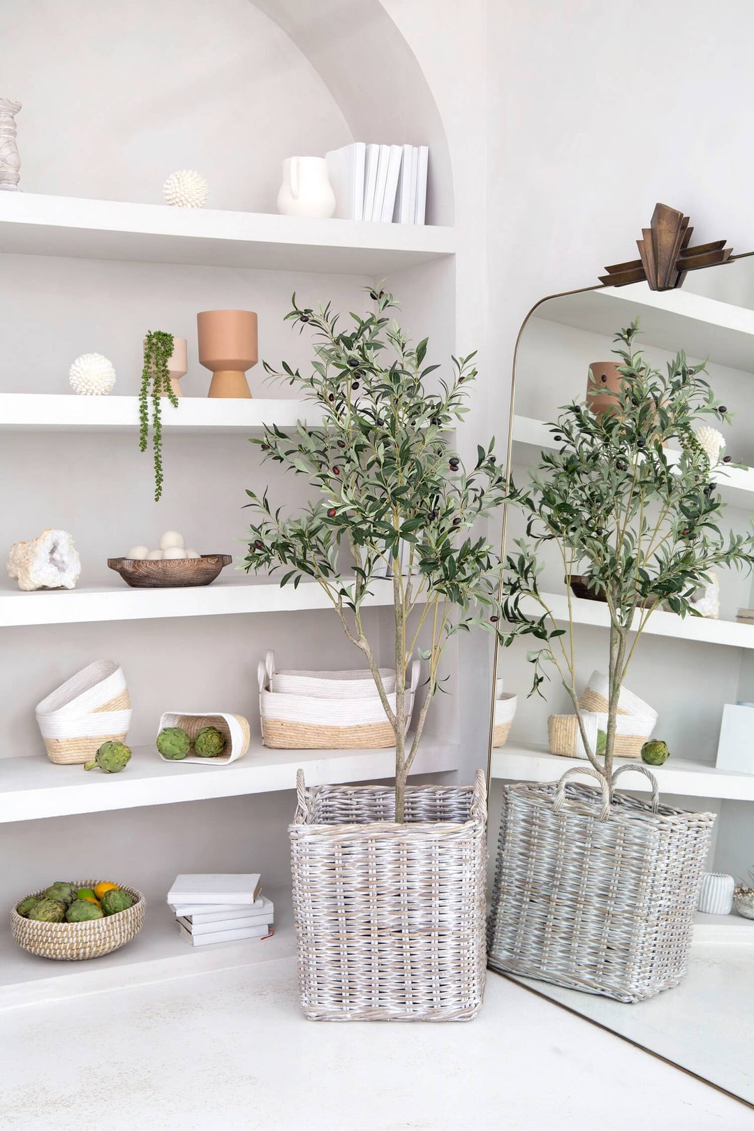 Steppe Square Whitewashed Basket