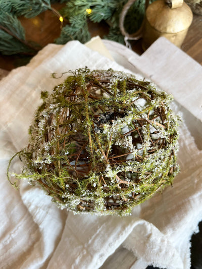 Faerie Moss Ball