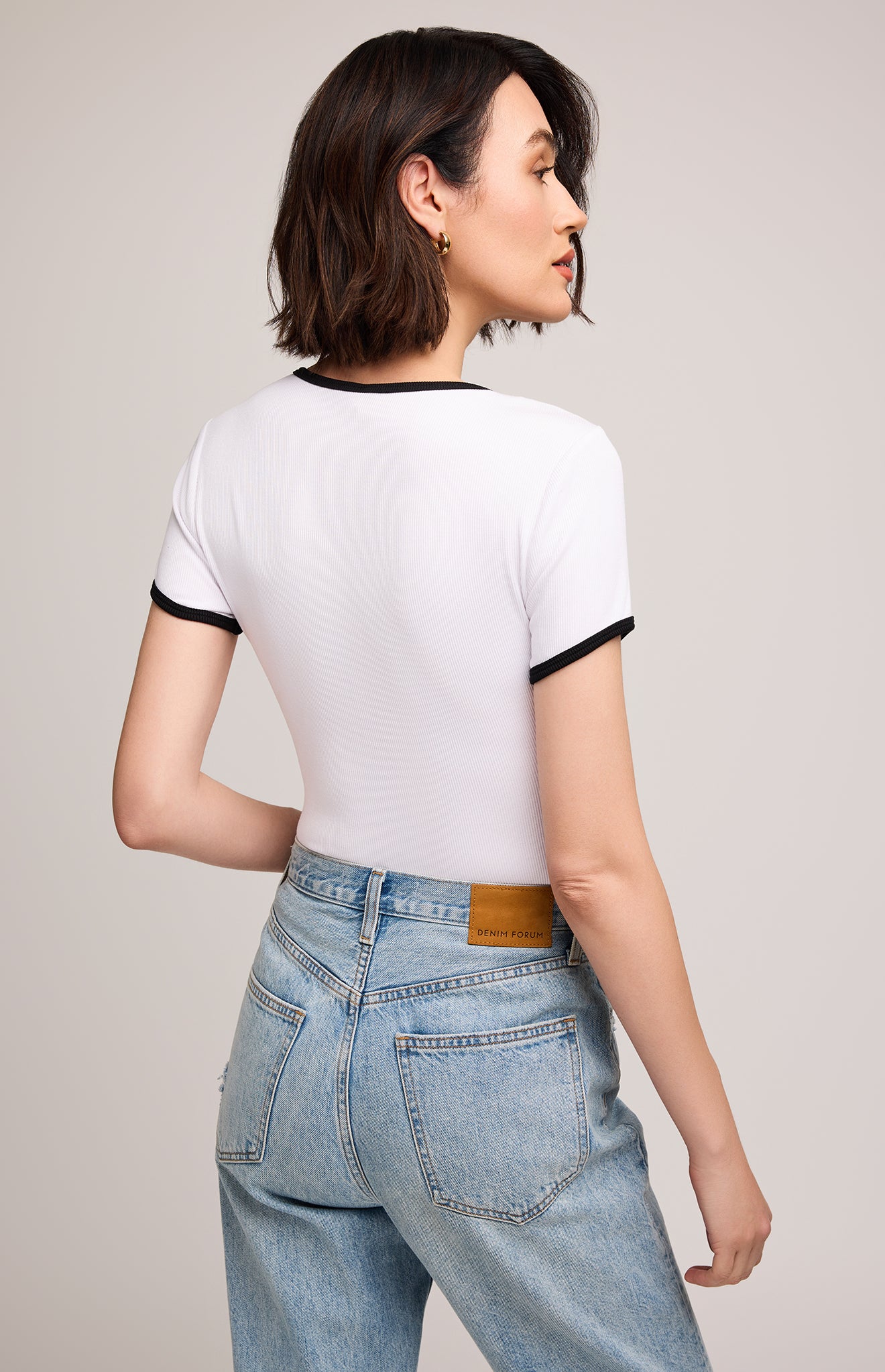 Shania Tee - white ringer