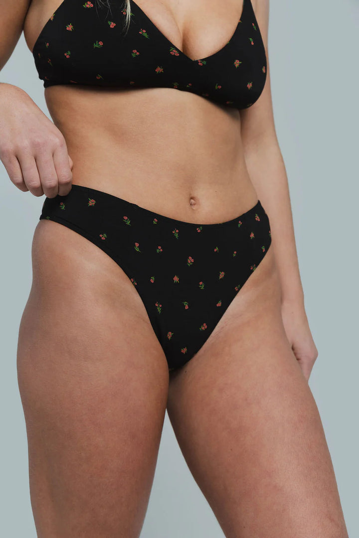 Huha Low profile Thong Undies - ltd edition Midnight Rose
