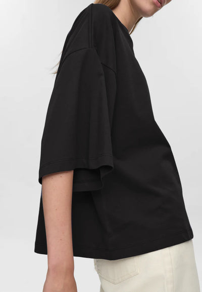 Mira Tee - black