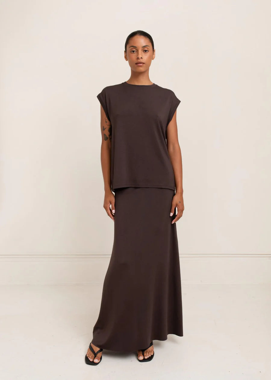 Tilda Sleeveless Shirt - chocolate torte