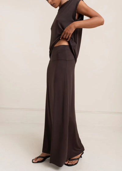 Tilda Sleeveless Shirt - chocolate torte