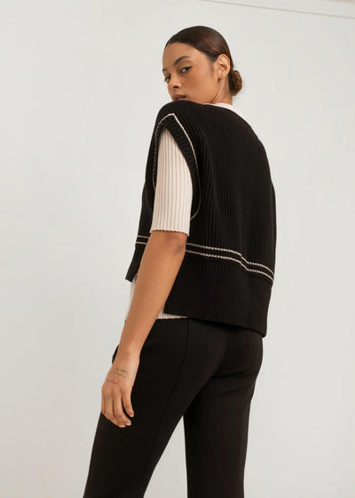 Ash Vest - black