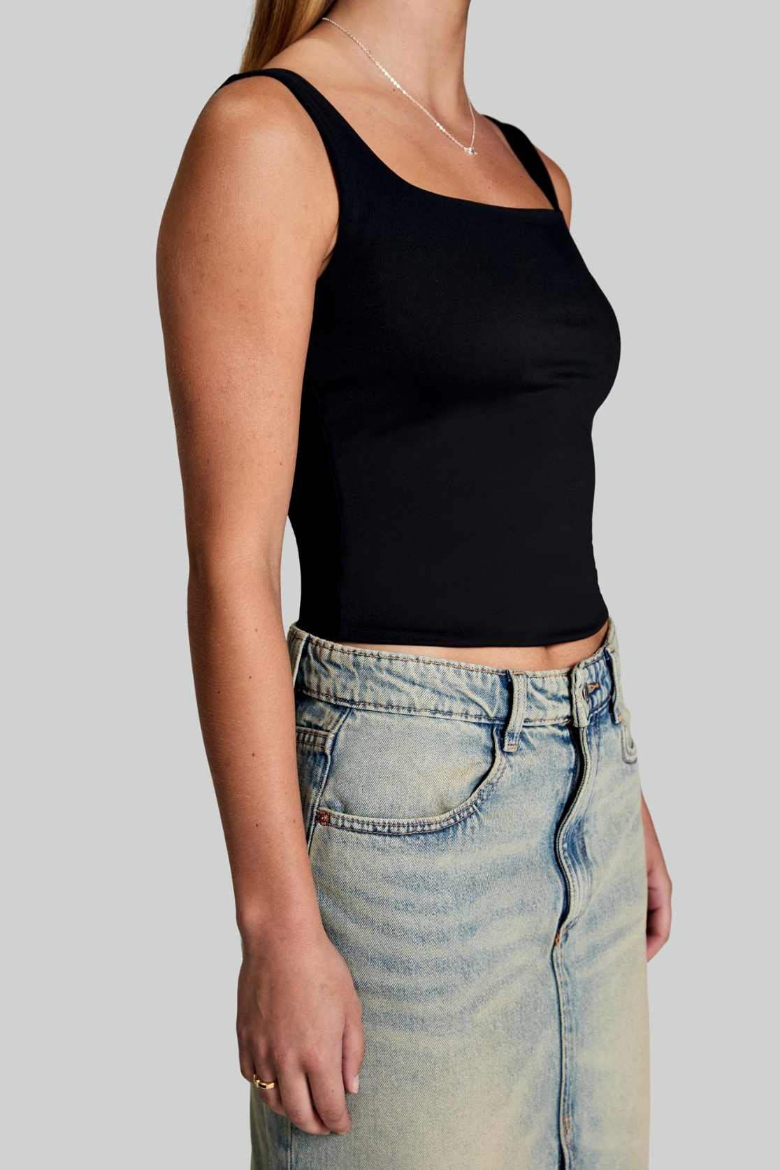 Body Hug Tank - black