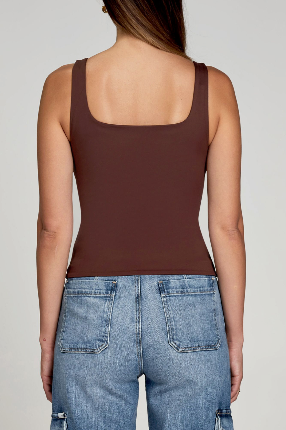 Body Hug Tank - chocolate