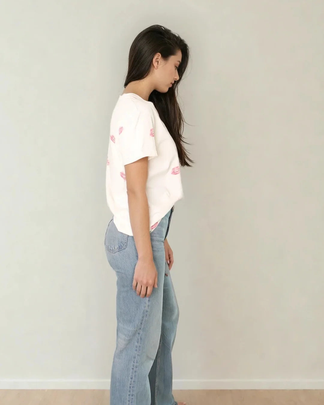 Kisses Tee