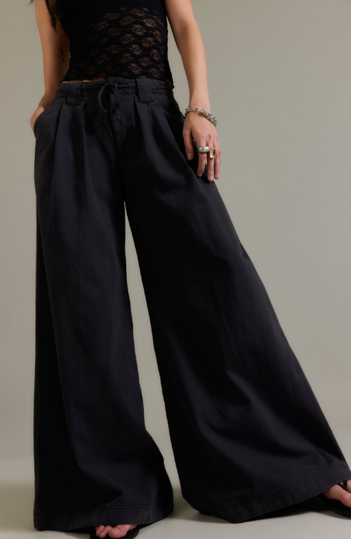 Julien Wide Leg Chino - washed black