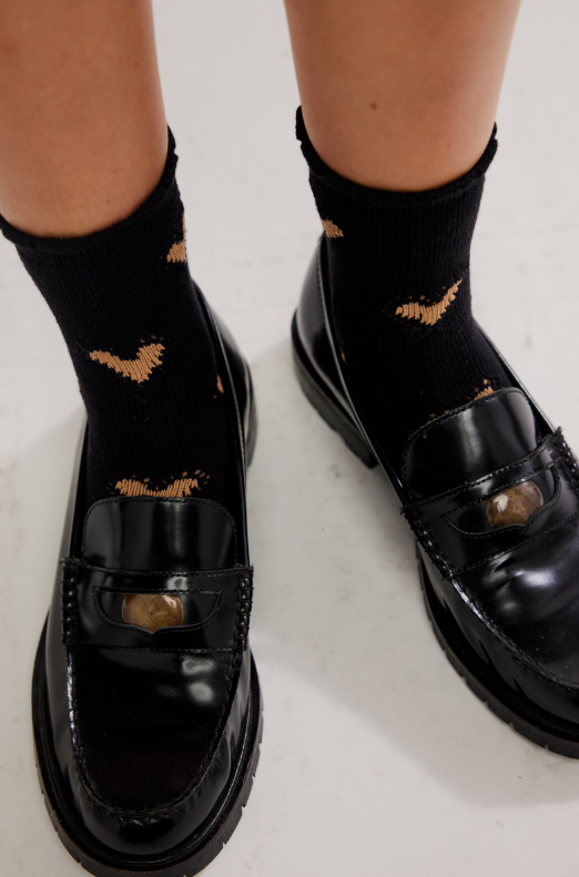 Cupid Bow Socks - black