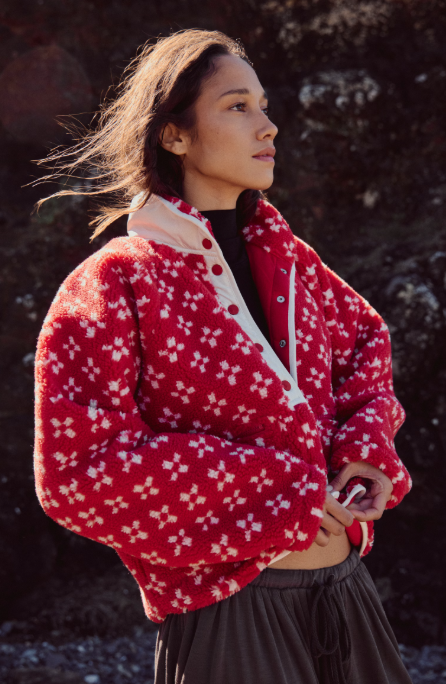 Rocky Ridge Pullover