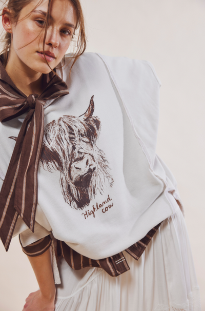 Graphic Camden - highland cow