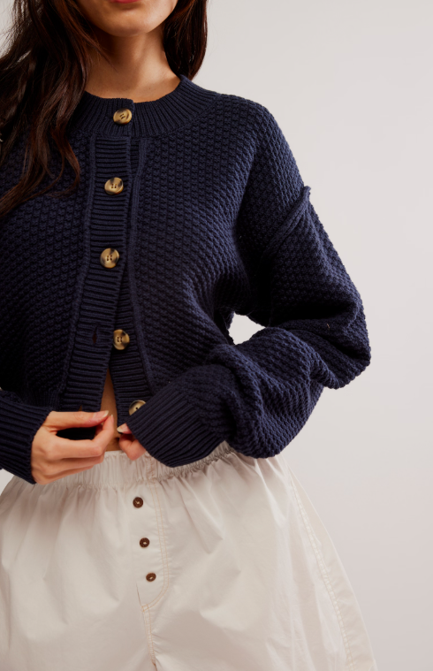 Lila Cardi - sky captain