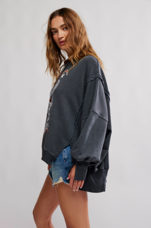 Graphic Camden - snake