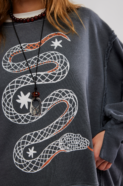 Graphic Camden - snake