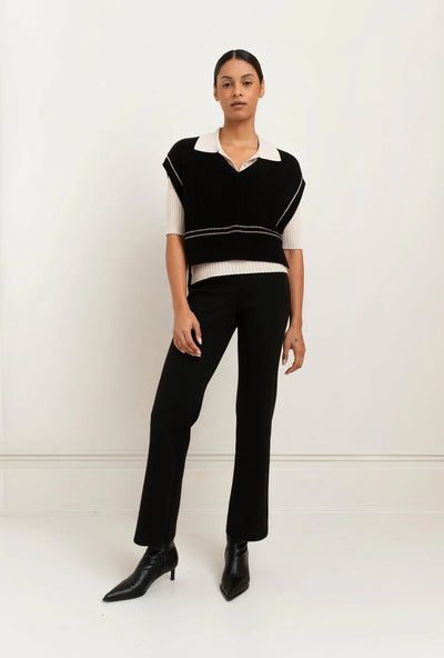 Ash Vest - black