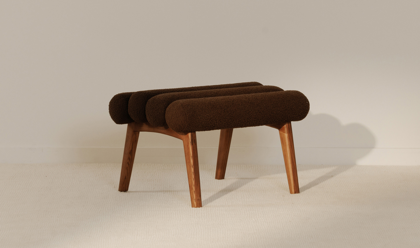 Arlo Stool