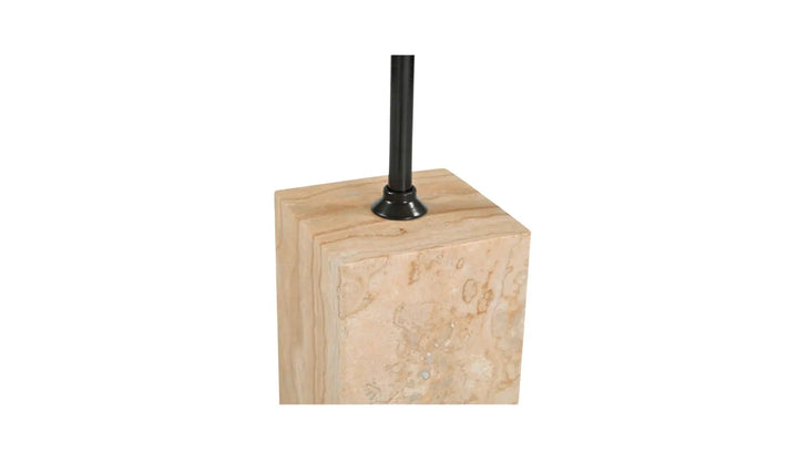 Arlo Table