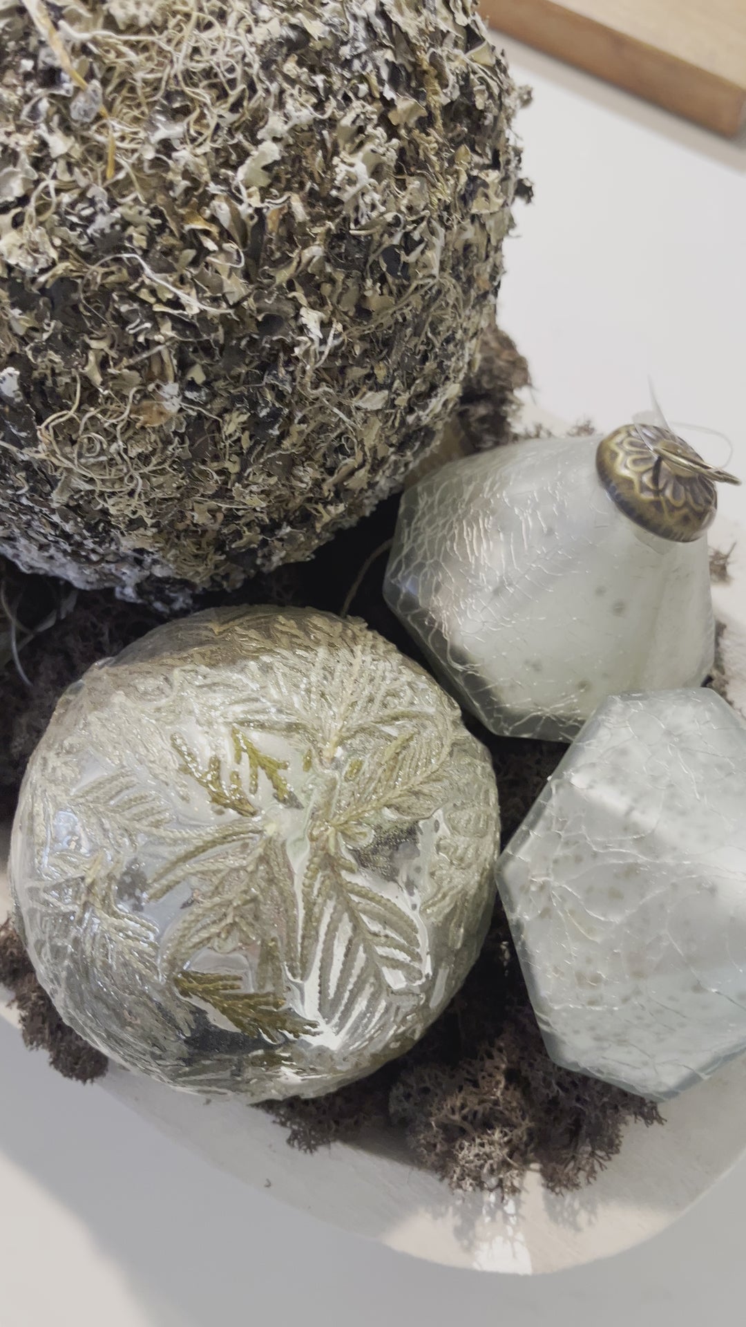 Enchant Moss Ball