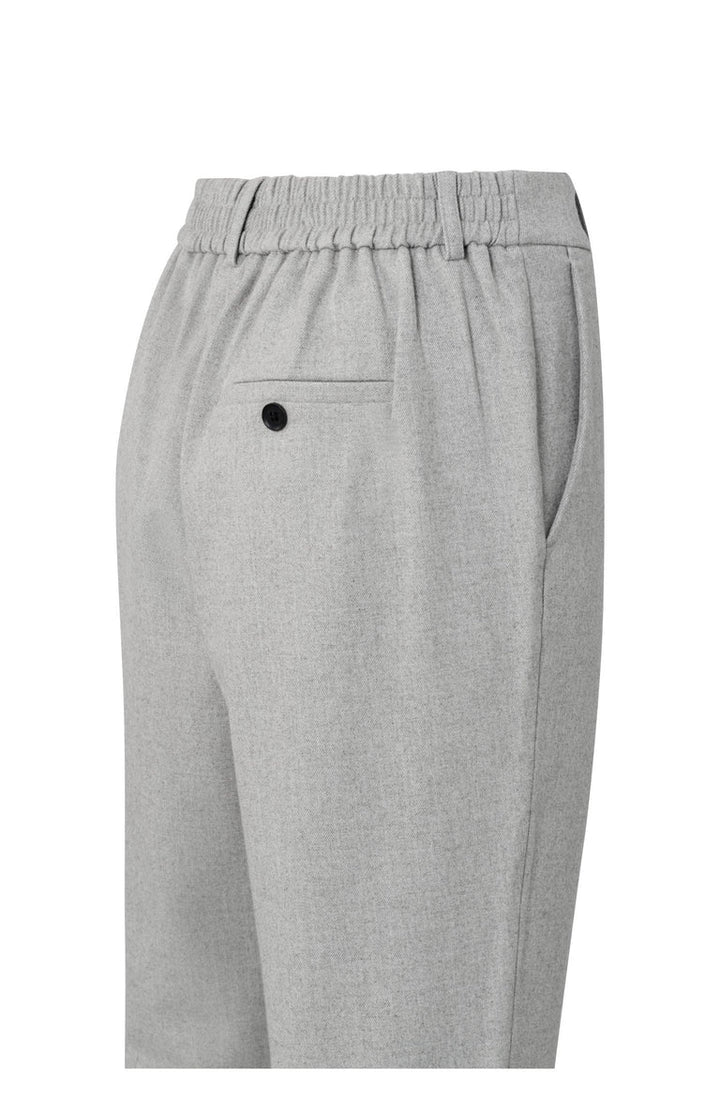 Nelly Pant