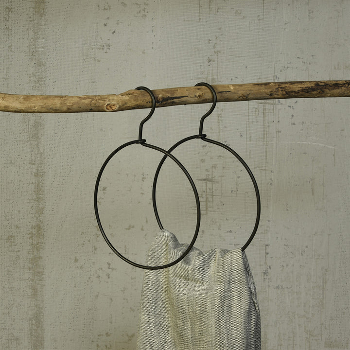 Round Black Iron Hanger