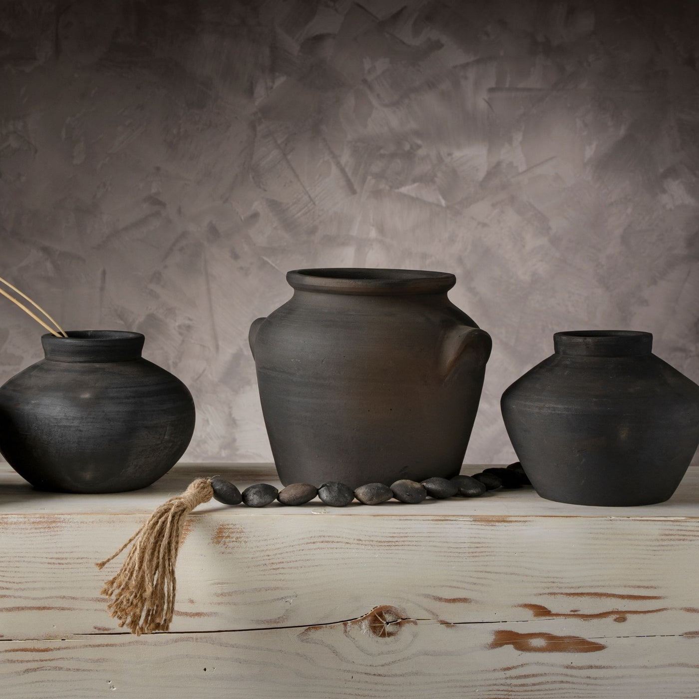 Milos Burnt Terracotta Urn - large
